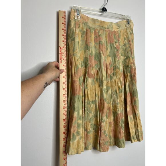 Vintage Concepts Floral Pleated Midi Skirt Women Sz 4 - Picture 4 of 14